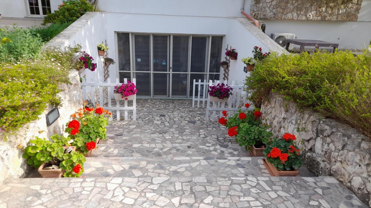 メレンドゥーニョ La Macchia Bed & Breakfast エクステリア 写真