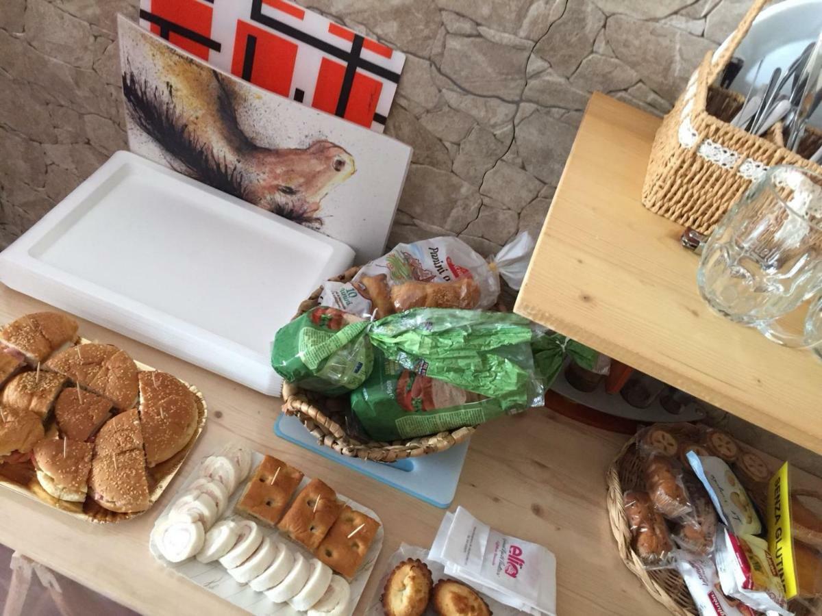 メレンドゥーニョ La Macchia Bed & Breakfast エクステリア 写真