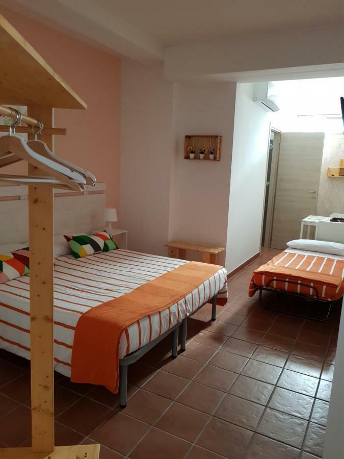 メレンドゥーニョ La Macchia Bed & Breakfast エクステリア 写真