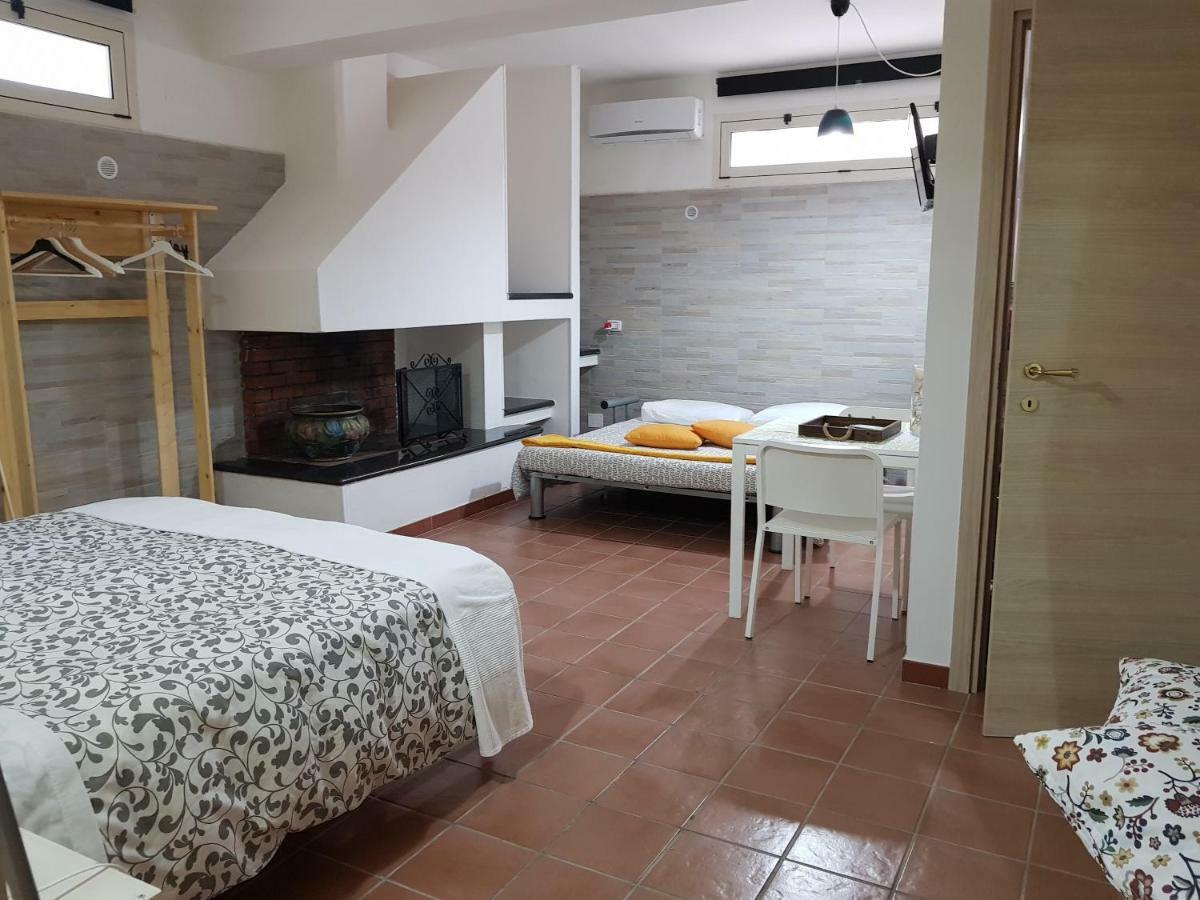 メレンドゥーニョ La Macchia Bed & Breakfast エクステリア 写真